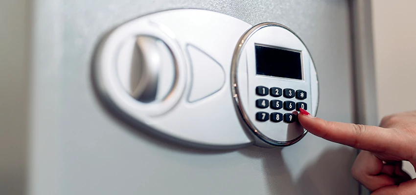 Jewelry Safe Cracking in Bonadelle Ranchos-Madera Ranchos, California